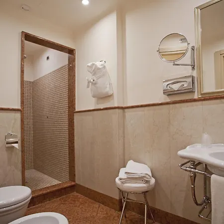 カブール ホテル