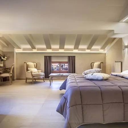 Szálloda Cavour 3*