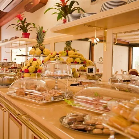 Cavour Hotel Bologna