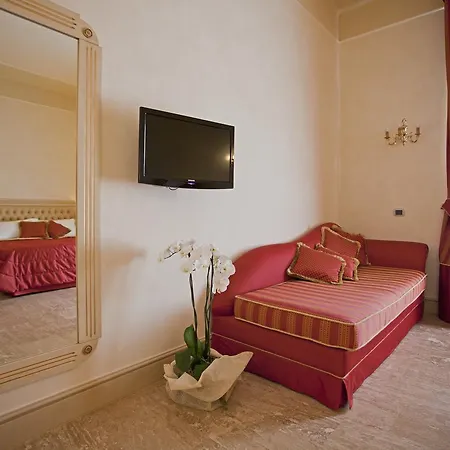 Cavour 3* Bologna