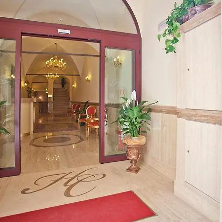 ホテル カブール