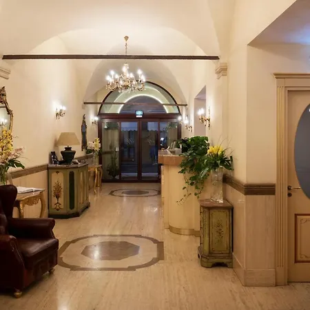 ホテル カブール