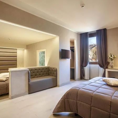 Cavour 3*