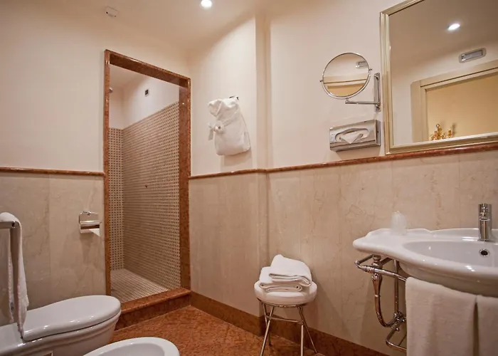 Cavour Hotel