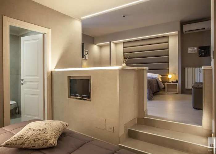 Hotel Cavour 3*