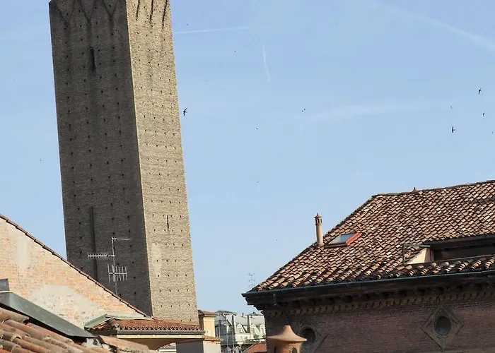 Cavour 3* Bologna