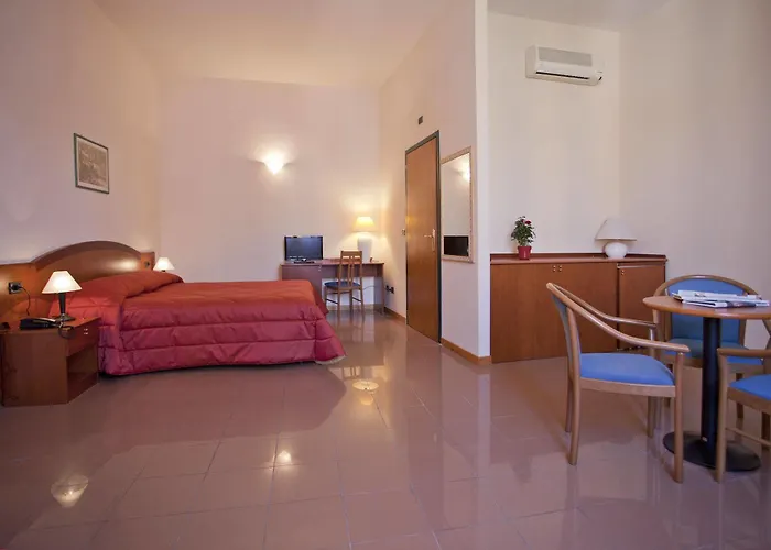 Cavour Hotel 3*