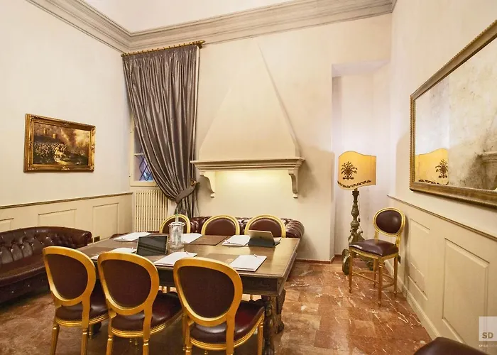Cavour 3* Bologna