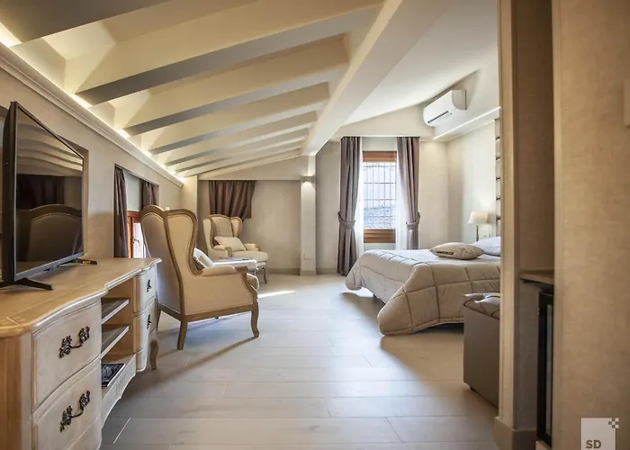 Cavour Hotel