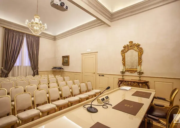 Cavour Hotel
