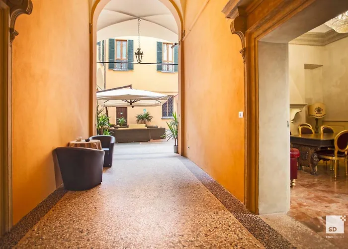 Cavour Hotel